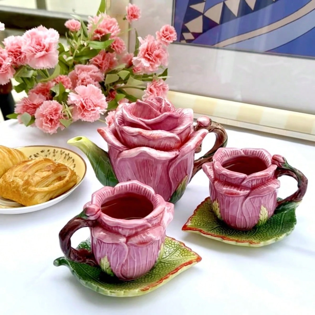 Conjunto de Chá Cerâmica Pintada à Mão em Rosa Vermelho com Xícaras e Pires